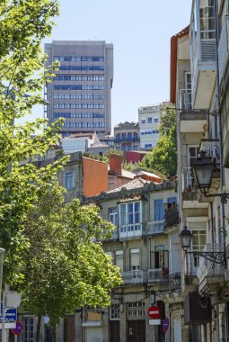 Vigo antik ve modern binalarda. Galiçya