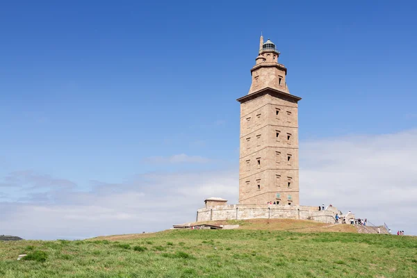 Herkül Kulesi, dünyanın en eski işletim deniz feneri. GA