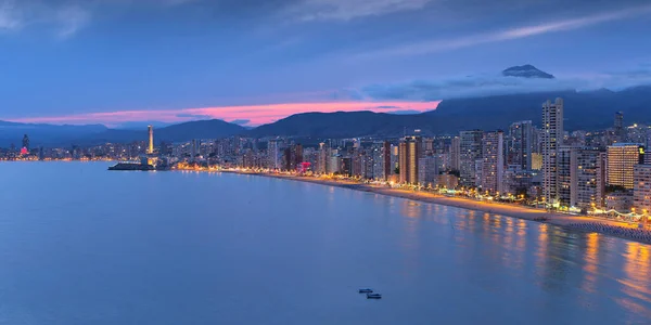 Benidorm Cidade Costa Valenciana Noite Alicante Espanha Fotos De Bancos De Imagens Sem Royalties