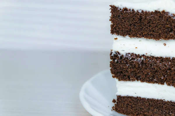 Кусок Шоколадного Торта Маслом Закрыть — стоковое фото