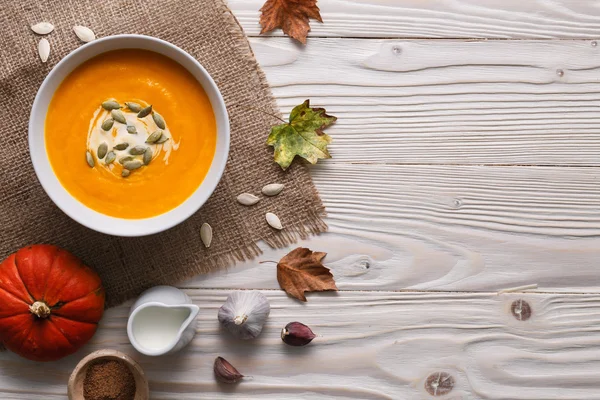 geleneksel balkabağı çorbası