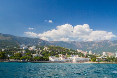Yalta, Kırım, 3 Eylül 2015. Kırım 'daki Karadeniz kıyısındaki Yalta kenti