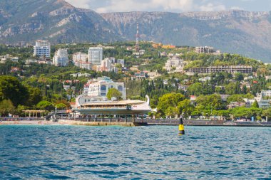 Yalta, Kırım, 3 Eylül 2015. Kırım 'daki Karadeniz kıyısındaki Yalta kenti