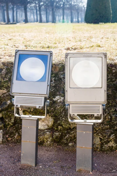 Light floodlight to illuminate buildings — Stock Photo, Image