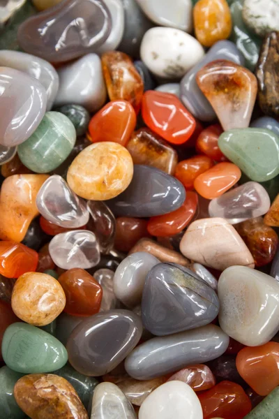 Piedras de colores naturales de diferentes razas — Foto de Stock