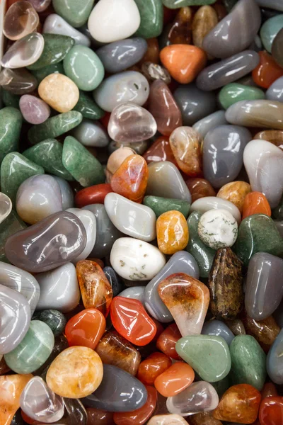 Piedras de colores naturales de diferentes razas — Foto de Stock