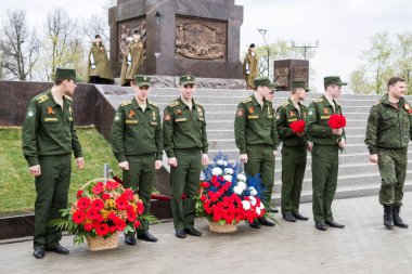  Açılması Stella ve çelenk kısa not döşeme