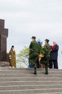Açılması Stella ve çelenk memor döşeme