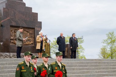 Açılması Stella ve çelenk memor döşeme
