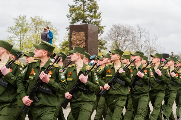 San Petersburgo Lomonosov Rusia Mayo 2015 Apertura Stella Colocación Guirnaldas — Foto de Stock