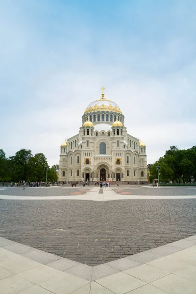 Никольский морской собор в Кронштадте . — стоковое фото