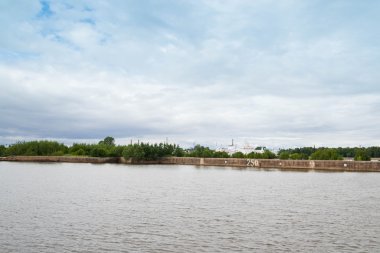 Kale Kronstadt şehir içinde.