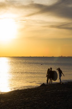 Sahilde gün batımında Photoshoot
