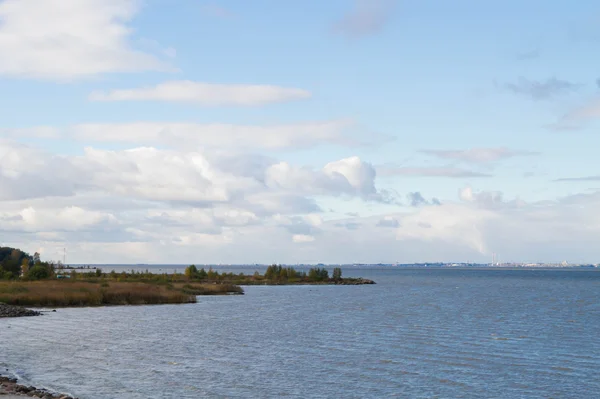 Финский залив в парке Петергоф — стоковое фото