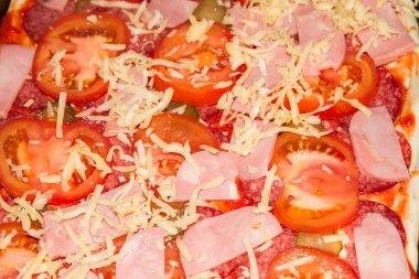 Topingler çeşitli pizza pişirme