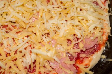Topingler çeşitli pizza pişirme