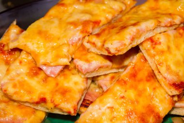 Topingler çeşitli pizza pişirme