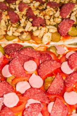 Topingler çeşitli pizza pişirme