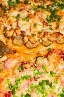 Topingler çeşitli pizza pişirme