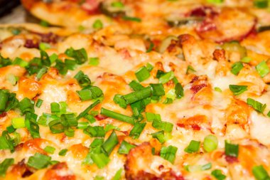 Topingler çeşitli pizza pişirme