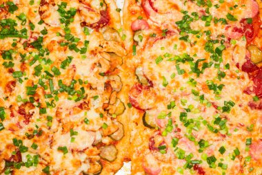 Topingler çeşitli pizza pişirme