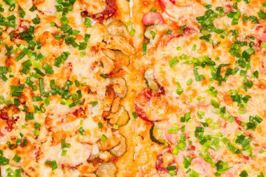 Topingler çeşitli pizza pişirme