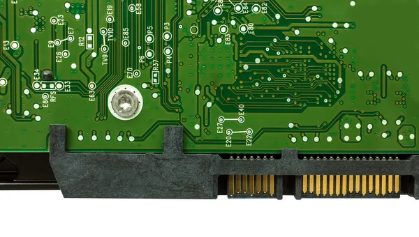 Жесткий диск компьютера с печатной материнской платой и микросхемой — стоковое фото