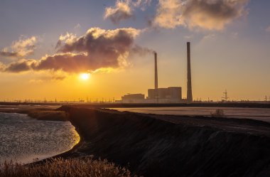 Santral sun.thermal güç planı waterfront satırda