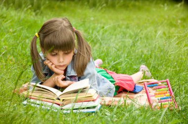 küçük öğrenci okuma kitapları