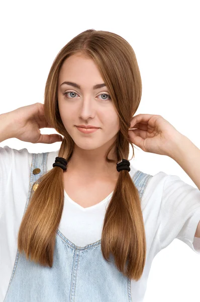 Portrait of a young beautiful girl. — Stock Photo, Image