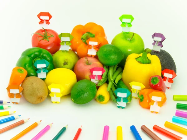 Origami Ninja met groenten en fruit — Stockfoto