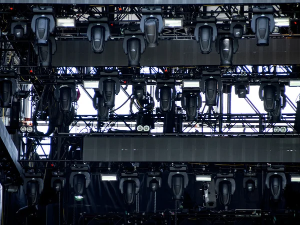 Lighting And Sound Equipment at the Music Festival — Stock Photo, Image