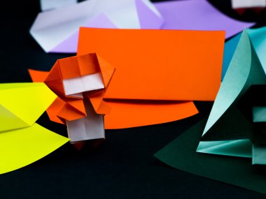 Japon Origami katlama yönergeleri oyuncaklar; Nasıl oynanır