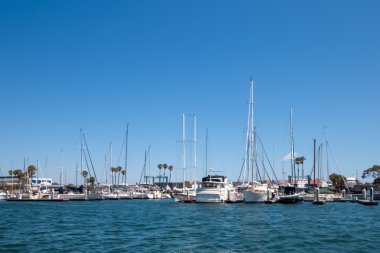Su Marina Del Ray Güney Kaliforniya'da, gemilerde