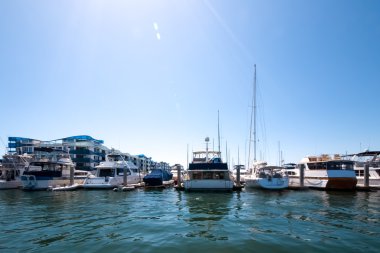 Su Marina Del Ray Güney Kaliforniya'da, gemilerde