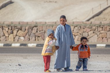 Mısır'da yaşayan çocuklar çöl. Mısır, Luxor