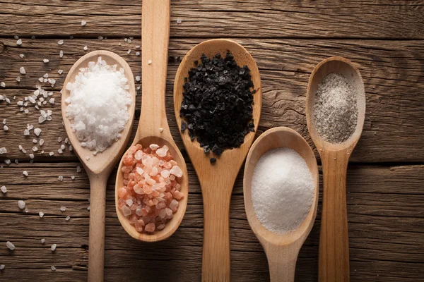Collectie van verschillende soorten zout — Stockfoto