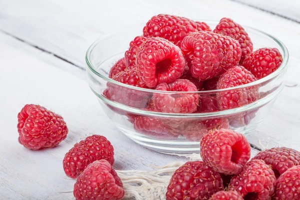 Rijpe zoete frambozen — Stockfoto