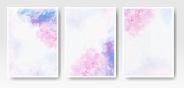 Suluboya lekeli kartlar. Tasarımınız için el çizimi bulanıklık ögesi içeren kartlar. Randevun için tasarım, kartpostal, pankart, logo. Vektör illüstrasyonu.