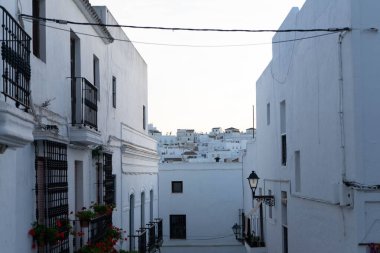 Tipik Endülüs evlerinin cepheleri