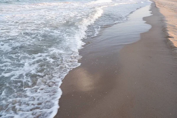 Czysta Woda Morska Fala Piaszczysta Plaża Miejsce Tekstowe — Zdjęcie stockowe