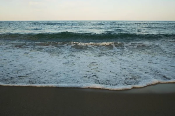 Moře Pláž Modrá Obloha Písek Relaxace Krajina Pohled Pro Design — Stock fotografie