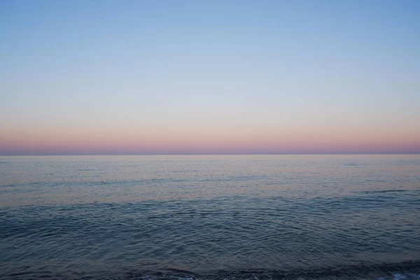 Morze Plaża Niebieski Niebo Piasek Relaks Krajobraz Punkt Widzenia Dla — Zdjęcie stockowe