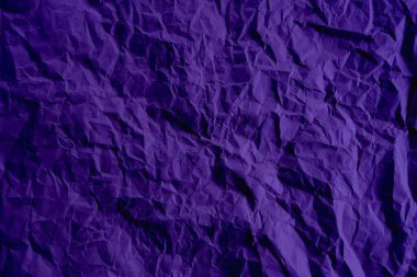 Buruşuk el işi kağıdının en üstteki görüntüsü. Kopyalama alanı ile mavi renkli Kağıt arkaplan. Vintage kağıt tuval dokusu soyut arkaplan.