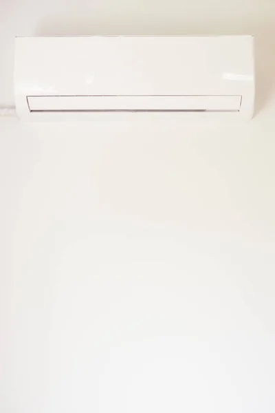 Air Conditioning Wall Mounted Air Conditioner Unit Background White Wall — Stock Photo, Image