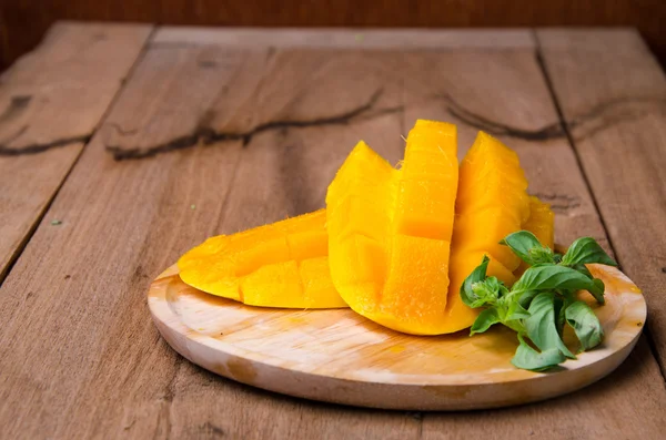 Ломтик манго — стоковое фото