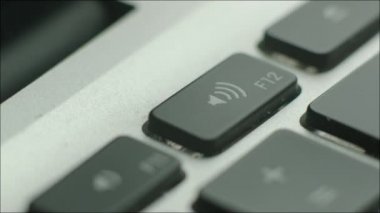 Turning Up the Sound of Laptop Using Keyboard