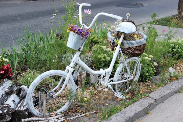 Bir dekorasyon olarak retro yapılan Bisiklet 