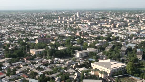 Panoramica delle strade di Osh — Video Stock