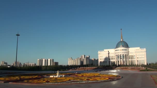 The presidential palace in Astana. — Stock Video